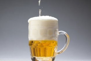 更年期女性預防子宮肌瘤 警惕這3個關鍵因素，尤其是酒精飲料